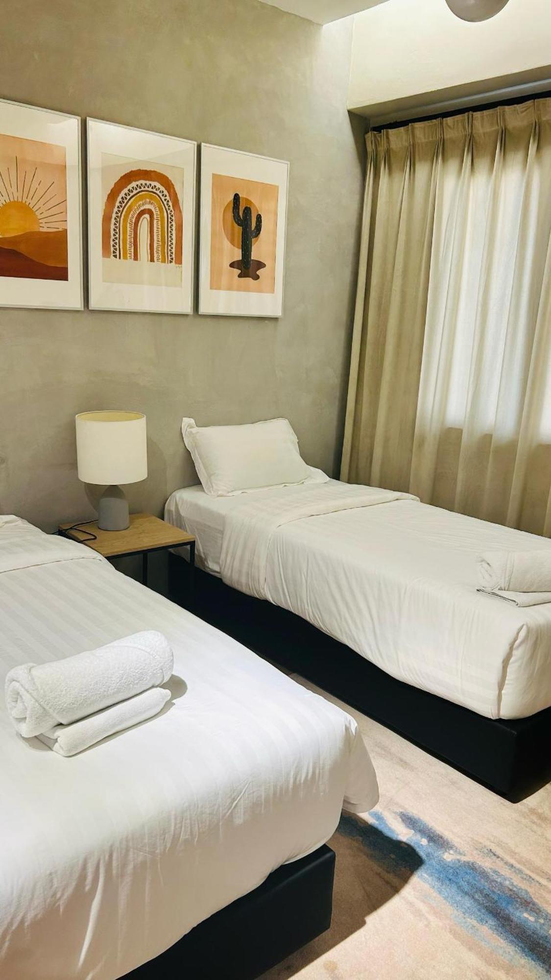 Urban Living Hotel 3*